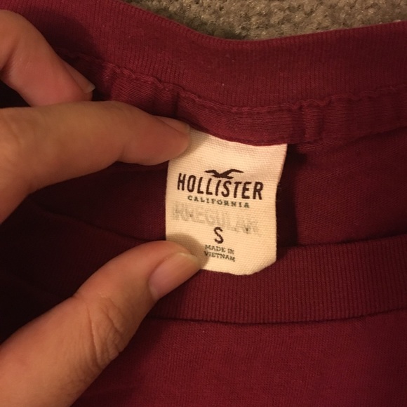 🌟LAST CHANCE🌟Hollister Red Long Sleeve Shirt - Picture 2 of 3